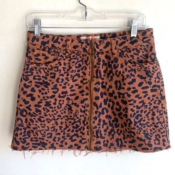 We The Free Leopard Print Mini Skirt - Picture 2 of 13